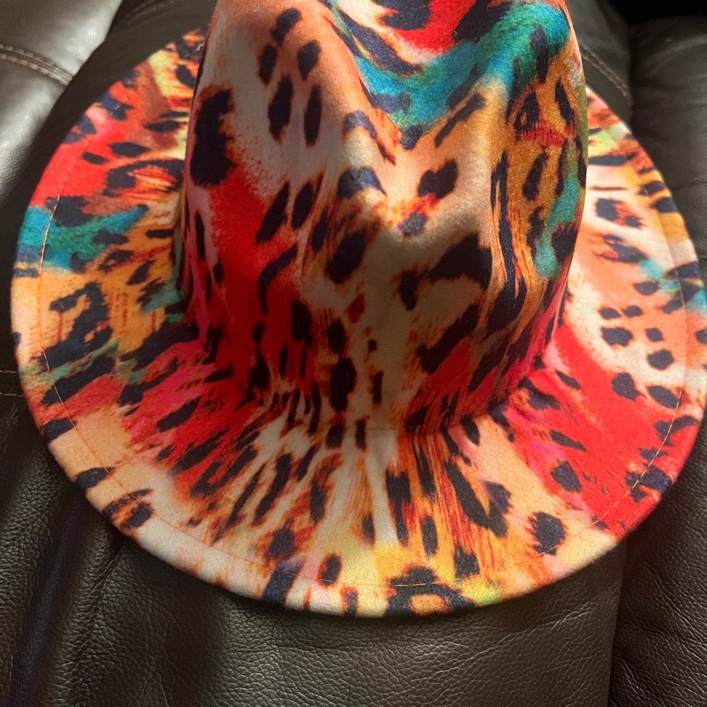 Colorful Leopard Print Women’s Hat